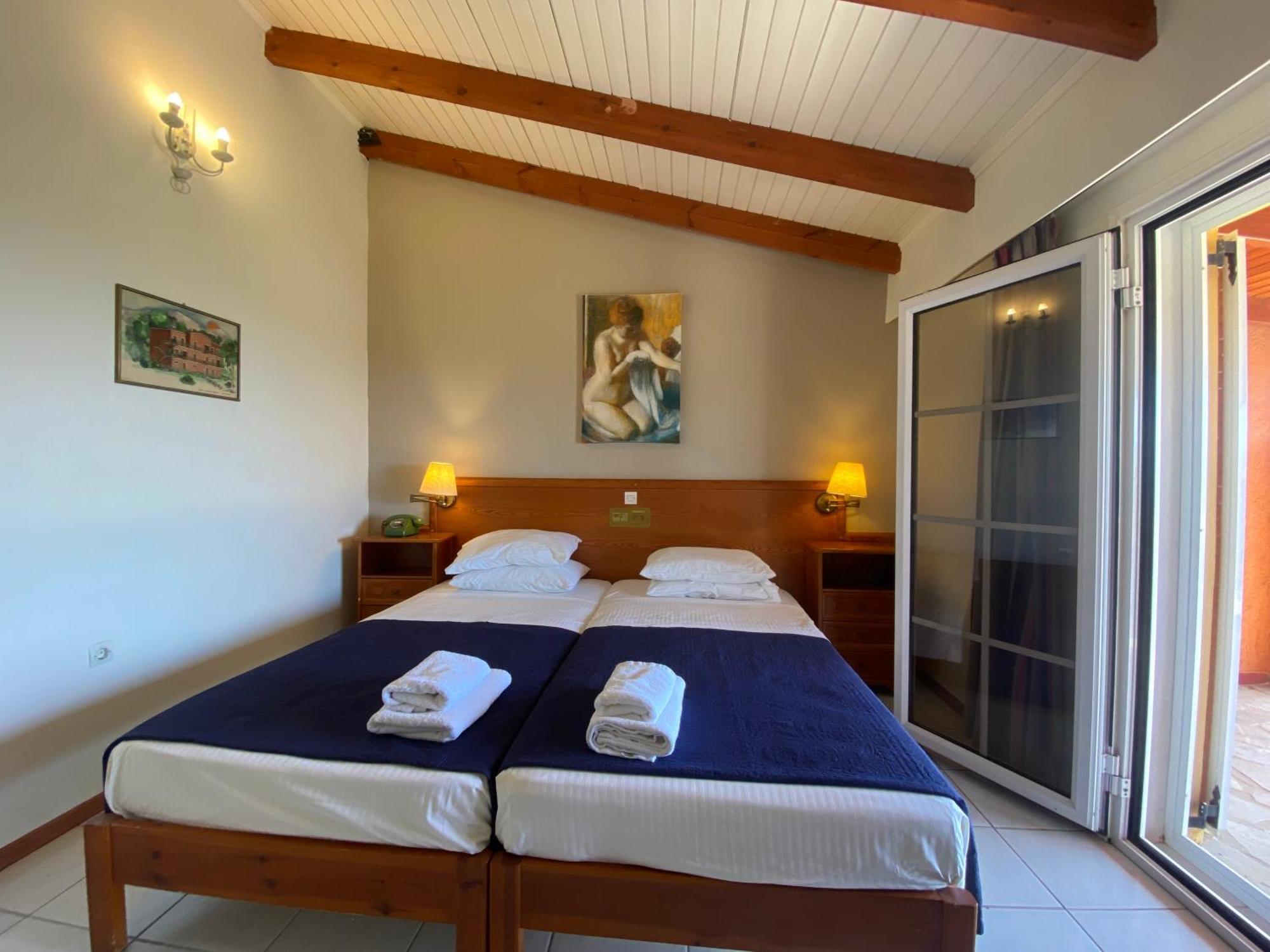 Sunrise Hotel Pesádha